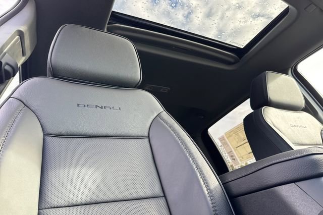 New 2026 GMC Sierra 3500 Denali w/ Denali Reserve Package image 18