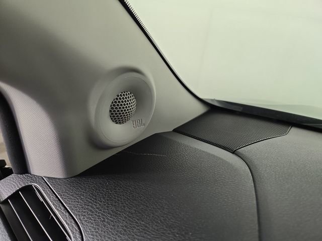 New 2026 Toyota Sienna XLE image 25