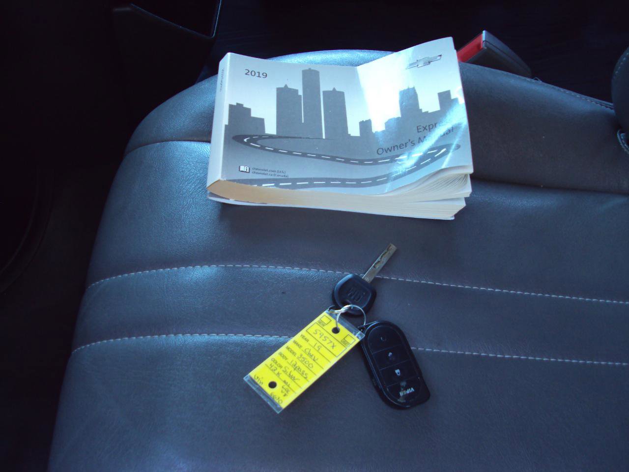 Used 2019 Chevrolet Express 3500 LS RWD image 26