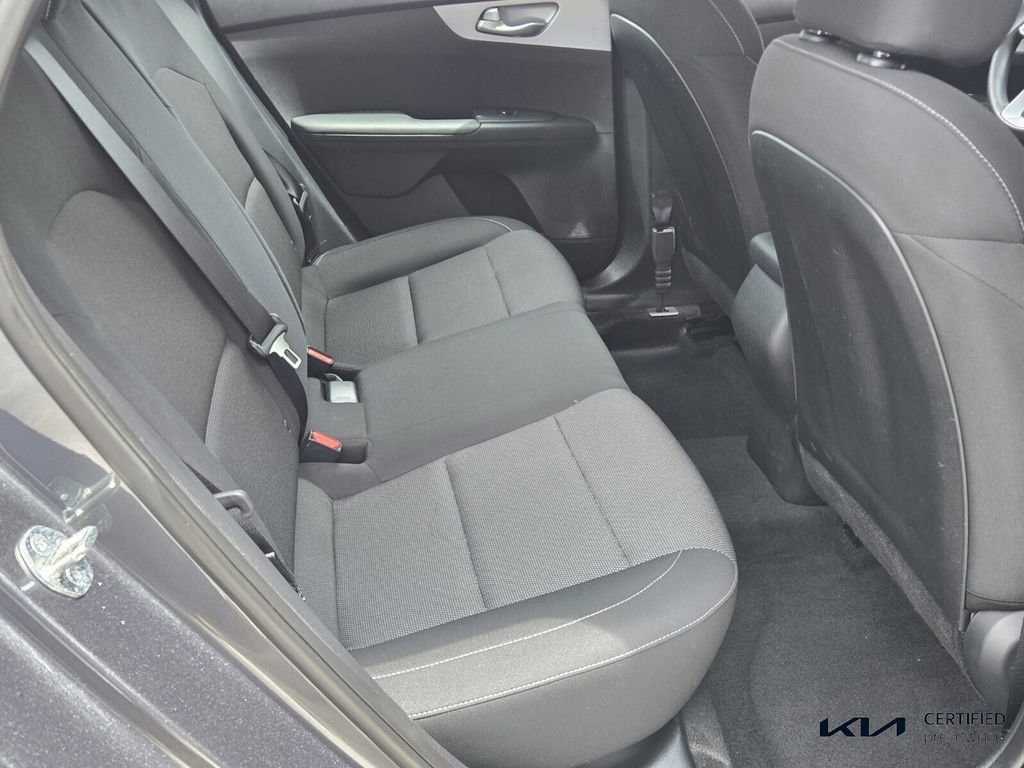 Certified 2023 Kia Forte LXS w/ LXS Technology Package FWD image 17