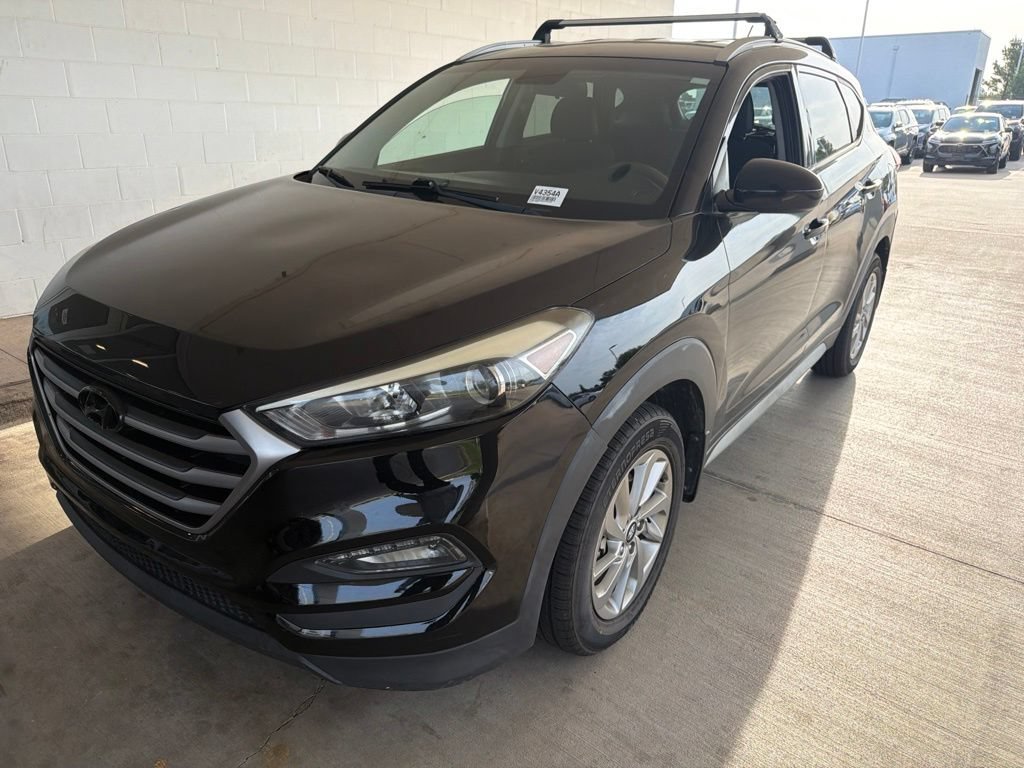 Used 2017 Hyundai Tucson SE w/ SE Popular Package 02 FWD 360° Tour