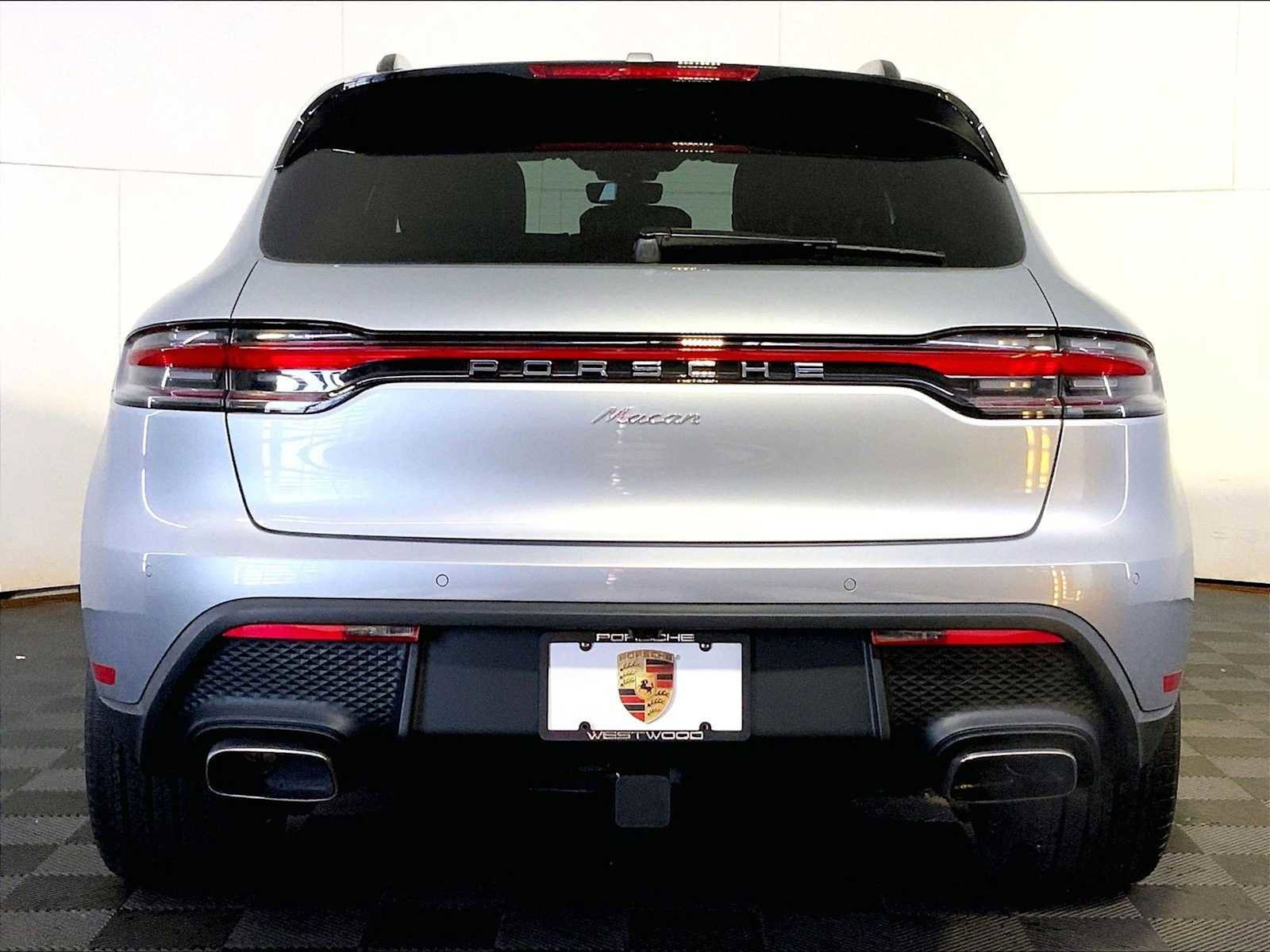 New 2026 Porsche Macan AWD/4WD image 6