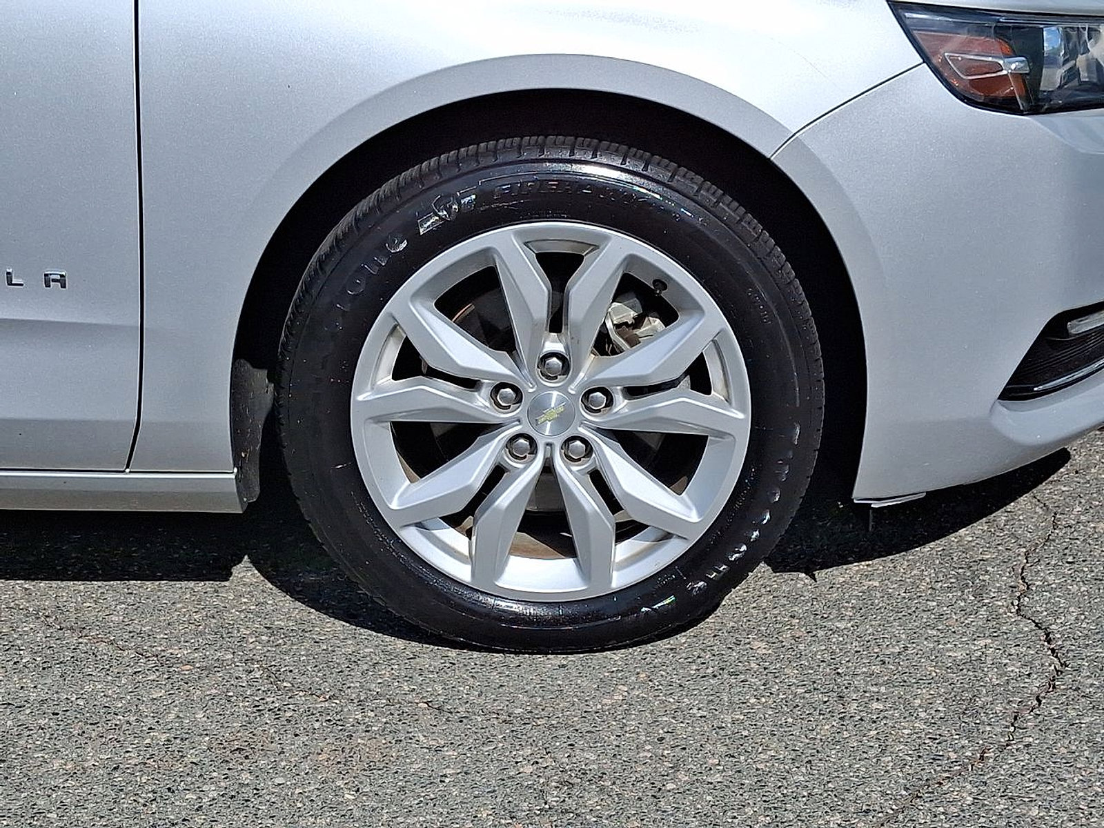 Used 2018 Chevrolet Impala LT image 26