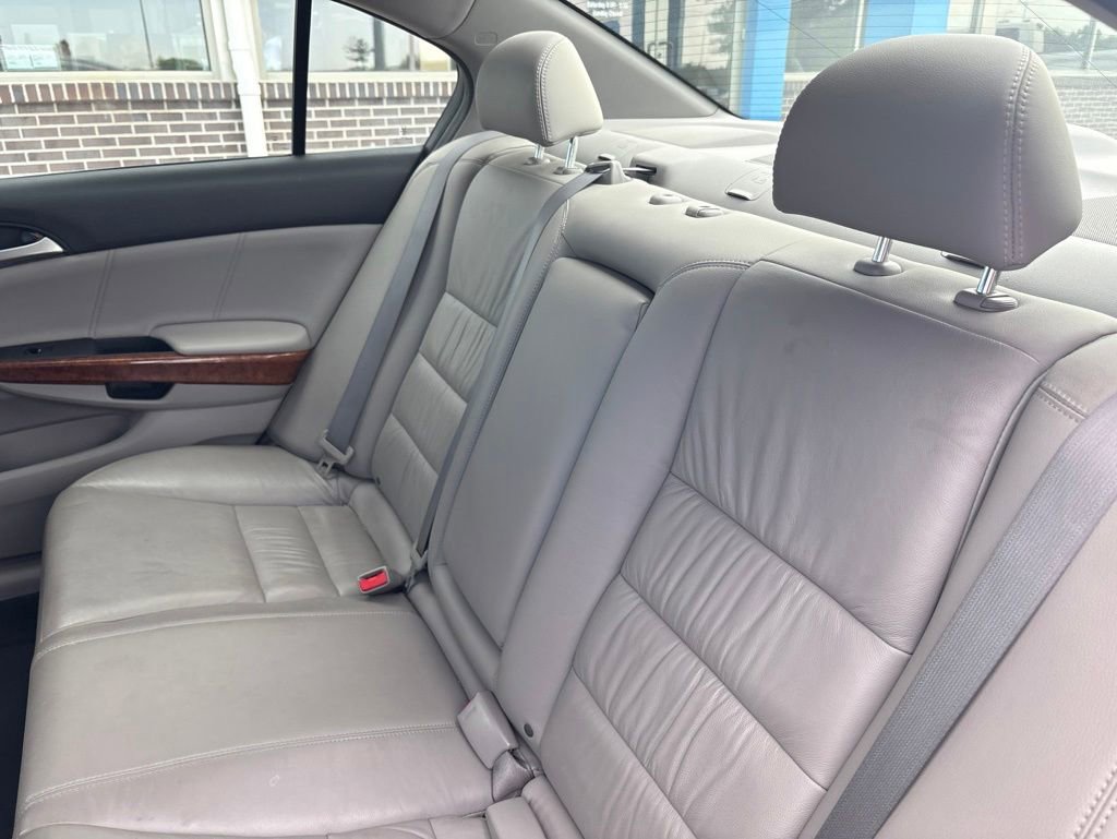 Used 2011 Honda Accord EX-L image 38