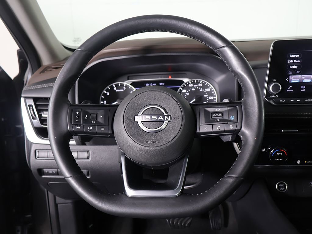 Used 2023 Nissan Rogue SV w/ SV Premium Package image 37