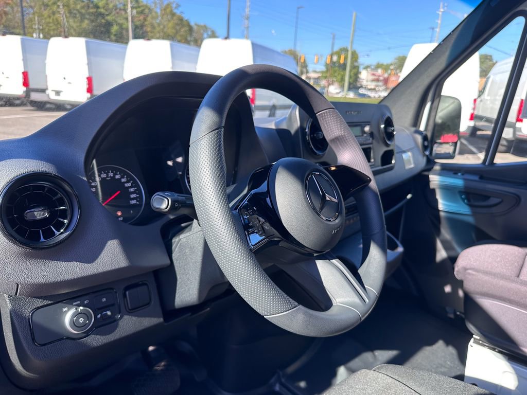New 2026 Mercedes-Benz Sprinter 2500 image 15