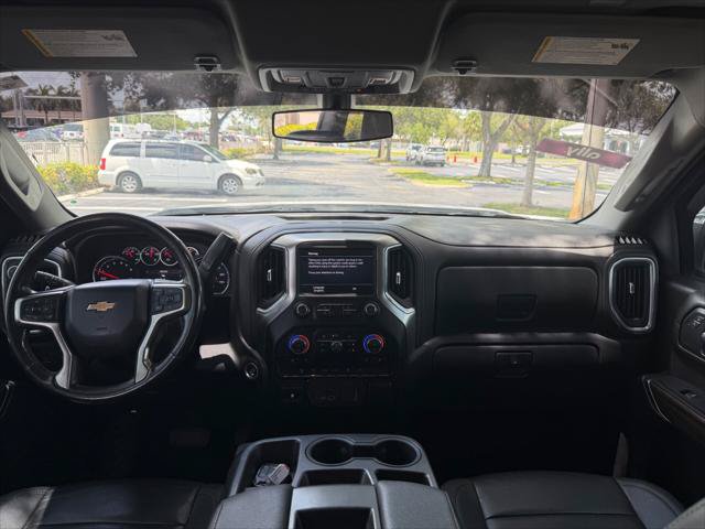 Used 2022 Chevrolet Silverado 1500 LT AWD/4WD image 21