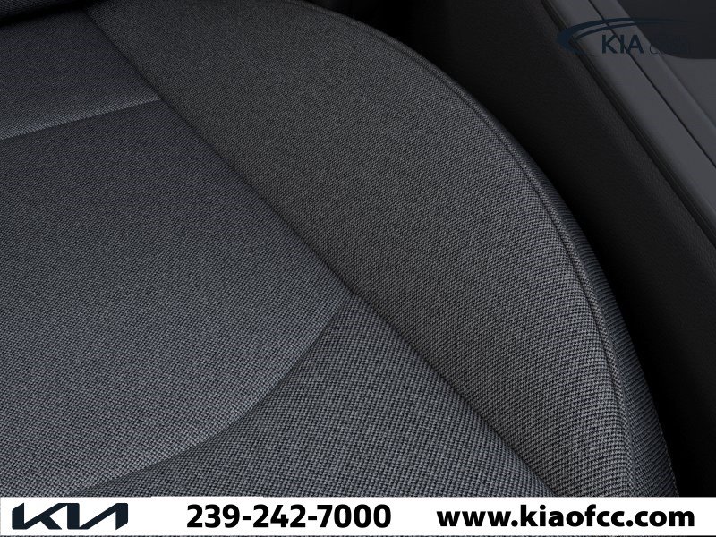 New 2026 Kia K4 LX image 24