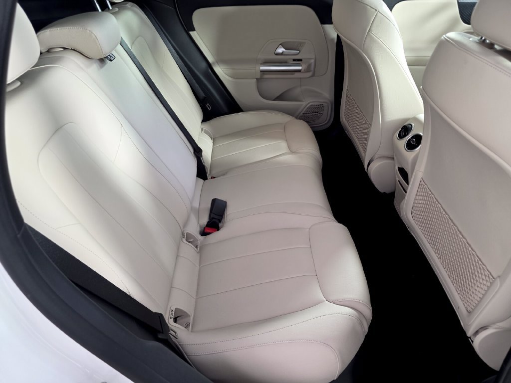 Certified 2024 Mercedes-Benz GLA 250 image 26