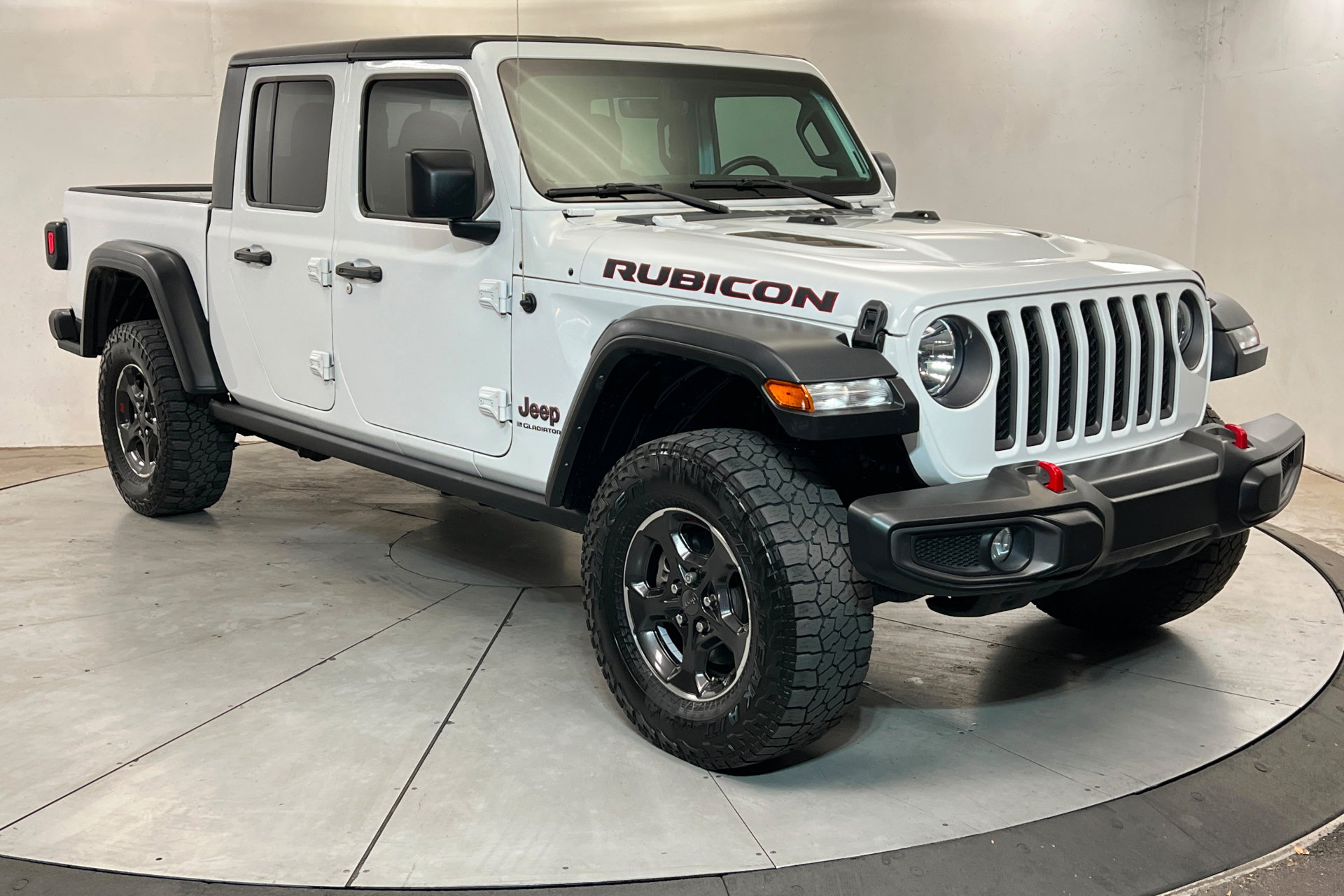 Used 2023 Jeep Gladiator Rubicon w/ Cold Weather Group AWD/4WD image 8