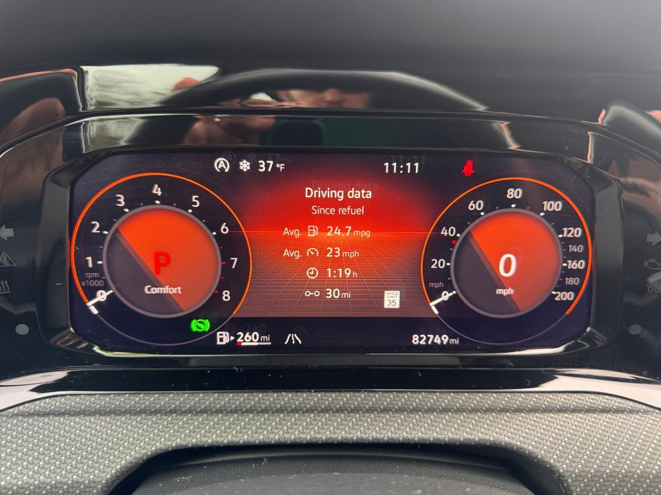 Used 2024 Volkswagen Golf R 2.0T image 13