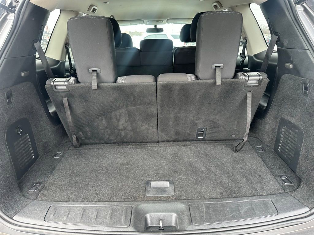Used 2020 Nissan Pathfinder SV FWD image 21