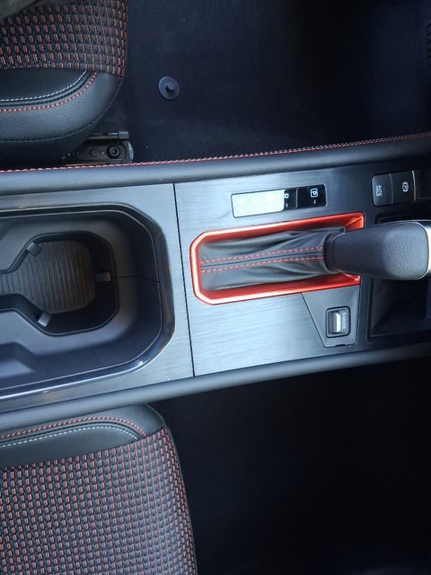 New 2027 Nissan Kicks SR w/ Cold Weather Package FWD image 18
