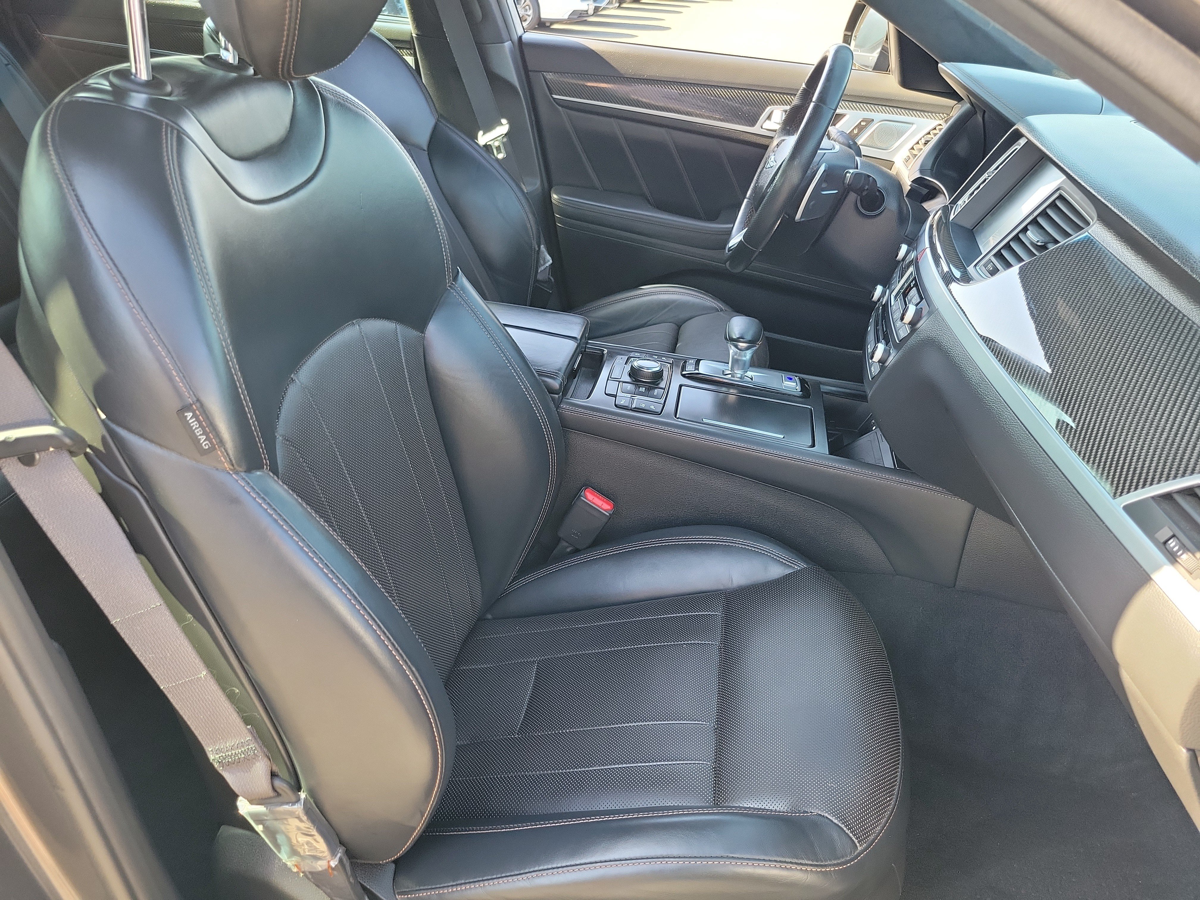 Used 2019 Genesis G80 3.3T Sport RWD image 21