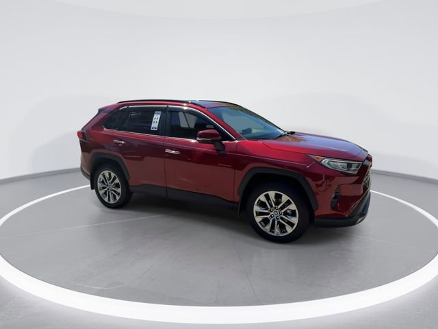 Used 2019 Toyota RAV4 Limited w/ Cold Weather Package FWD image 9