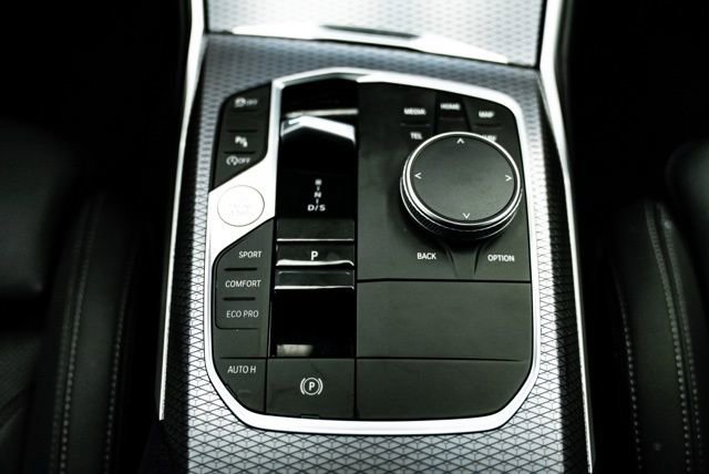 Used 2025 BMW 330i xDrive Sedan image 17