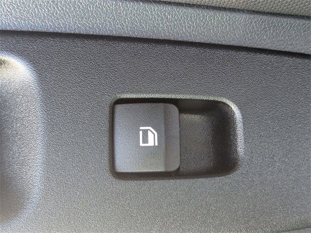 Used 2024 Hyundai Elantra Limited image 27