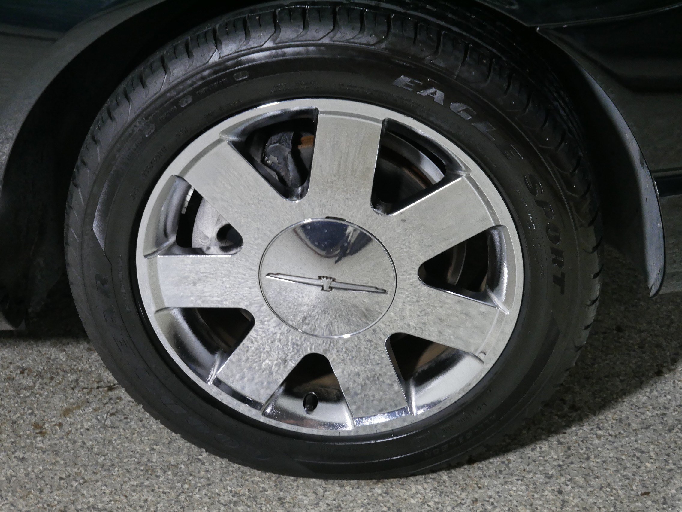 Used 2002 Ford Thunderbird RWD image 15