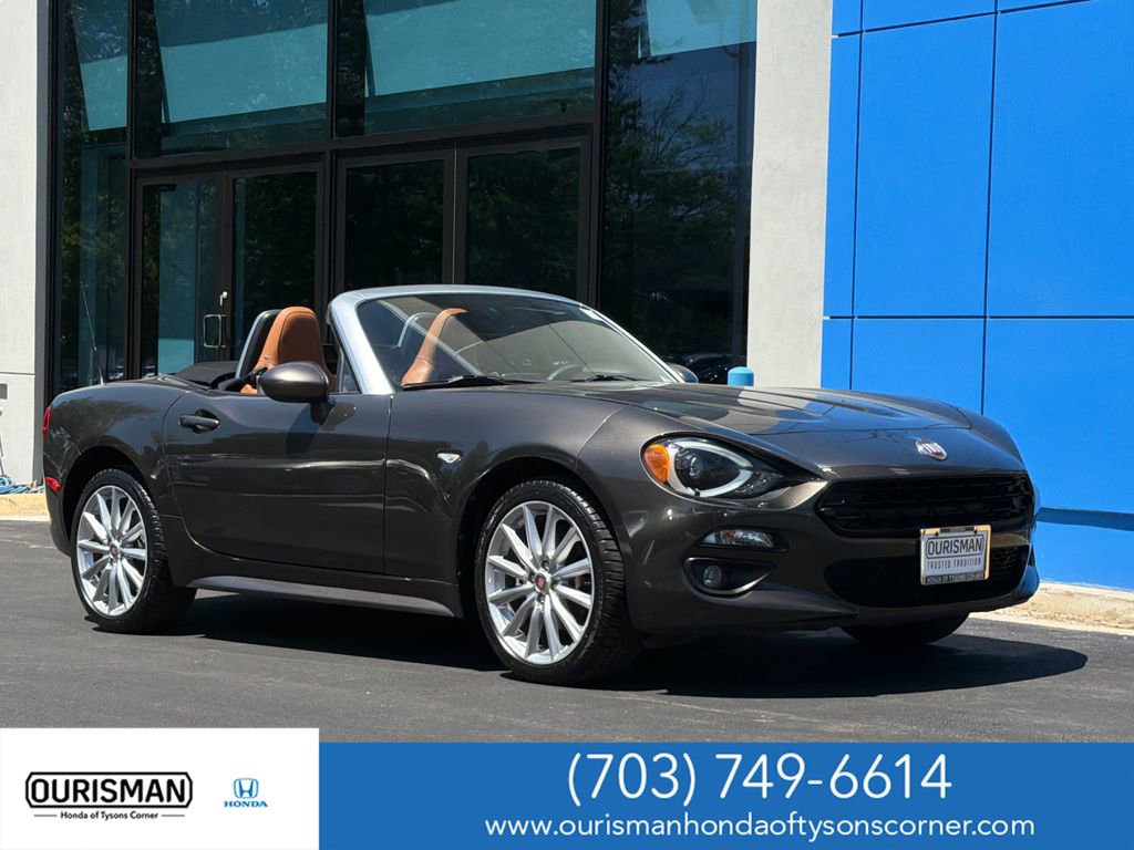 Used 2018 FIAT 124 Spider Lusso w/ Convenience Group