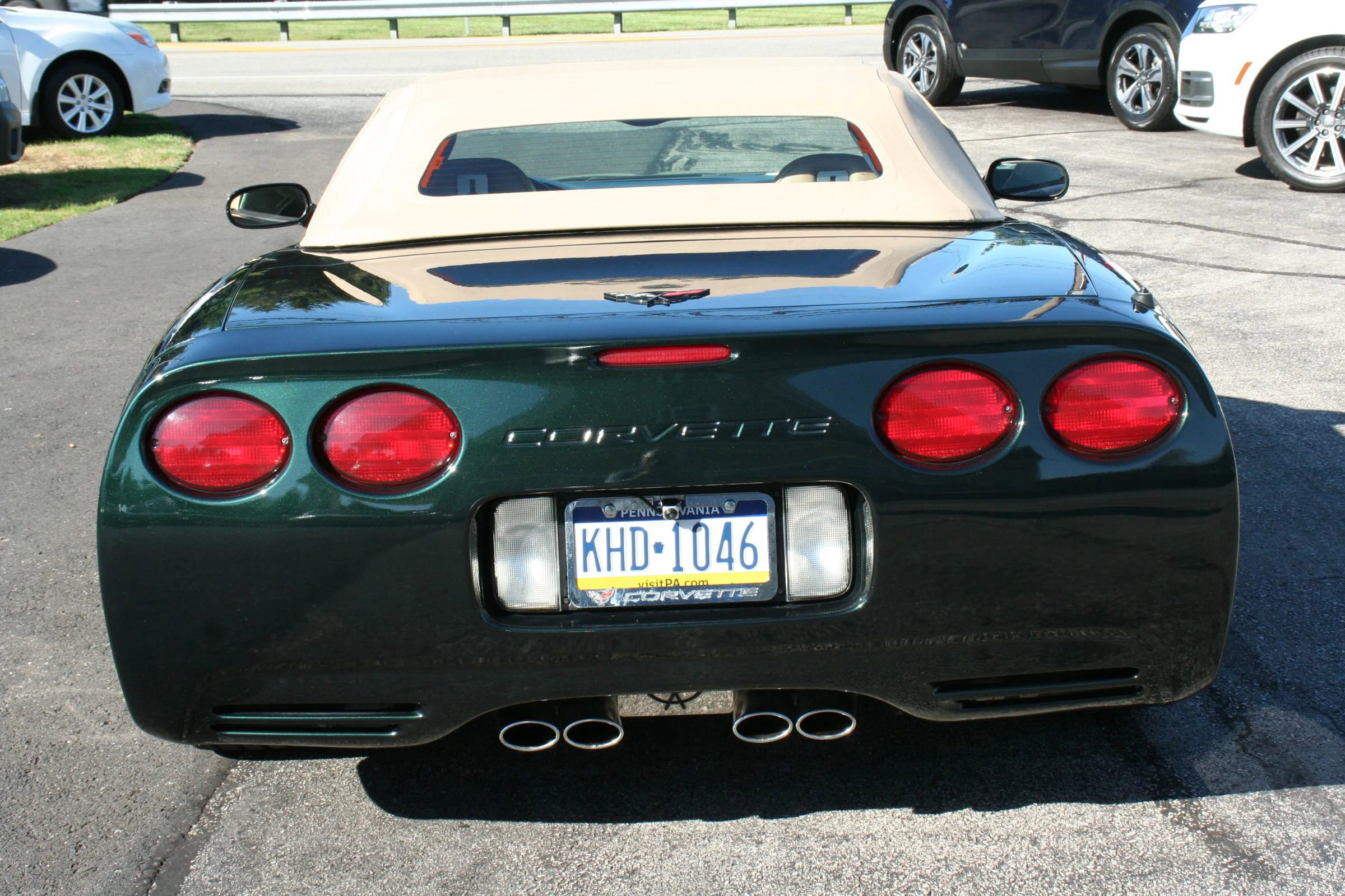 Used 2001 Chevrolet Corvette Convertible w/ Preferred Equipment Group2 image 23