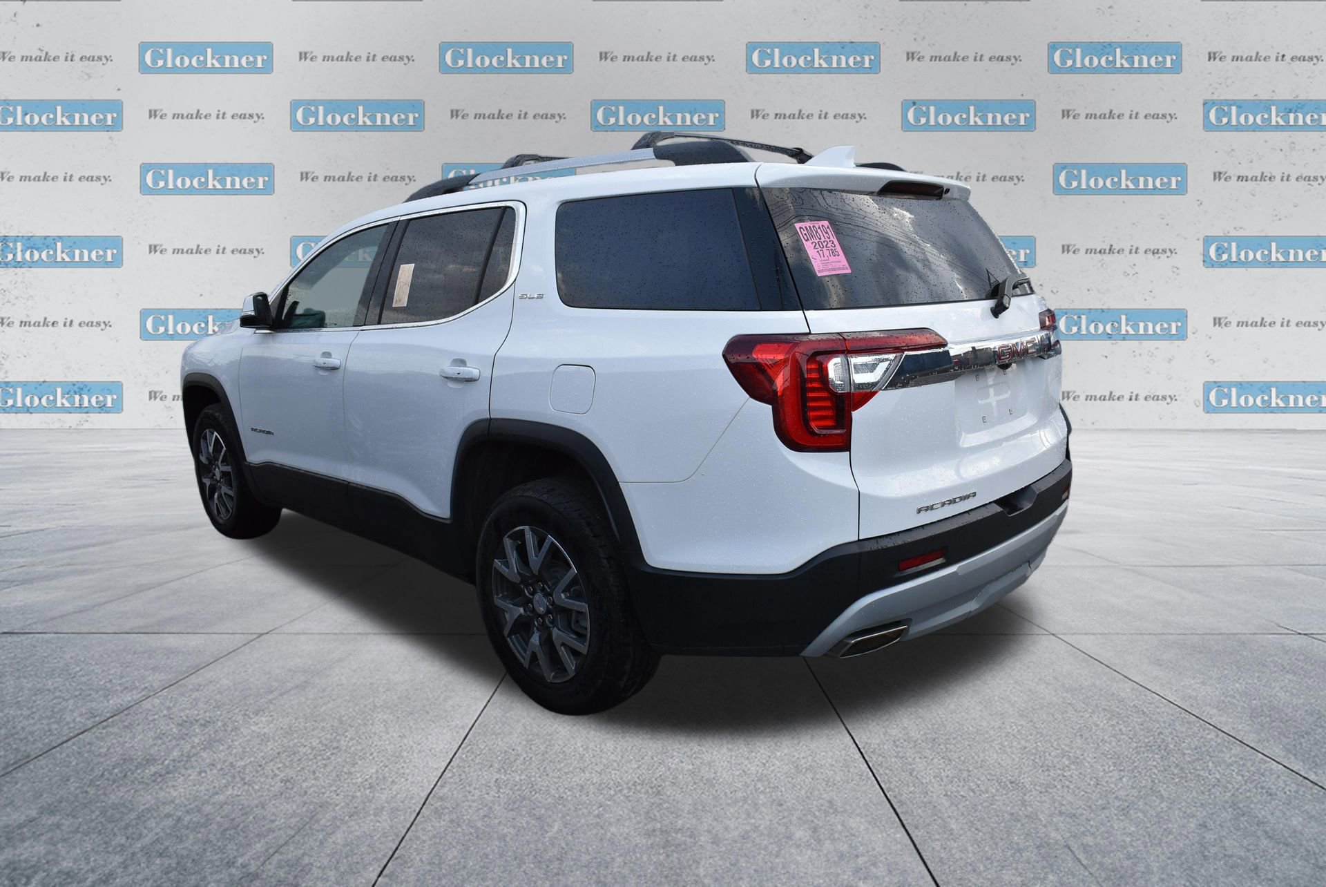Used 2023 GMC Acadia SLE w/ Driver Convenience Package image 7