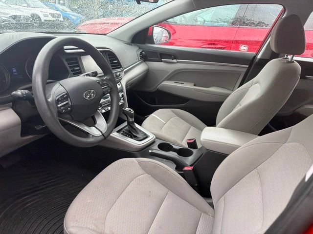 Used 2020 Hyundai Elantra SEL w/ Winter Weather Package FWD image 10