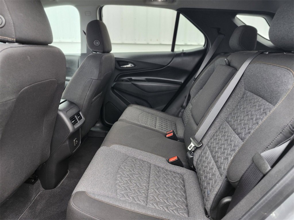 Used 2023 Chevrolet Equinox LT image 14