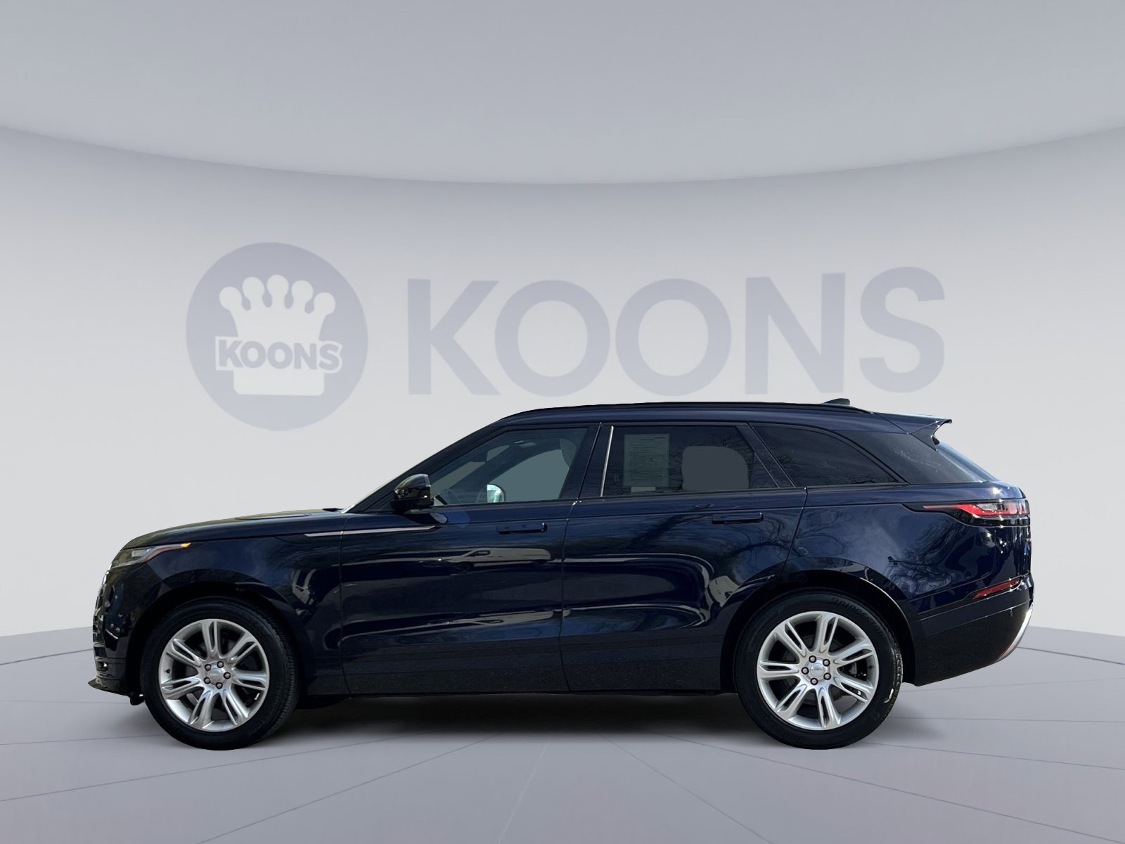 Used 2022 Land Rover Range Rover Velar R-Dynamic S AWD/4WD image 2