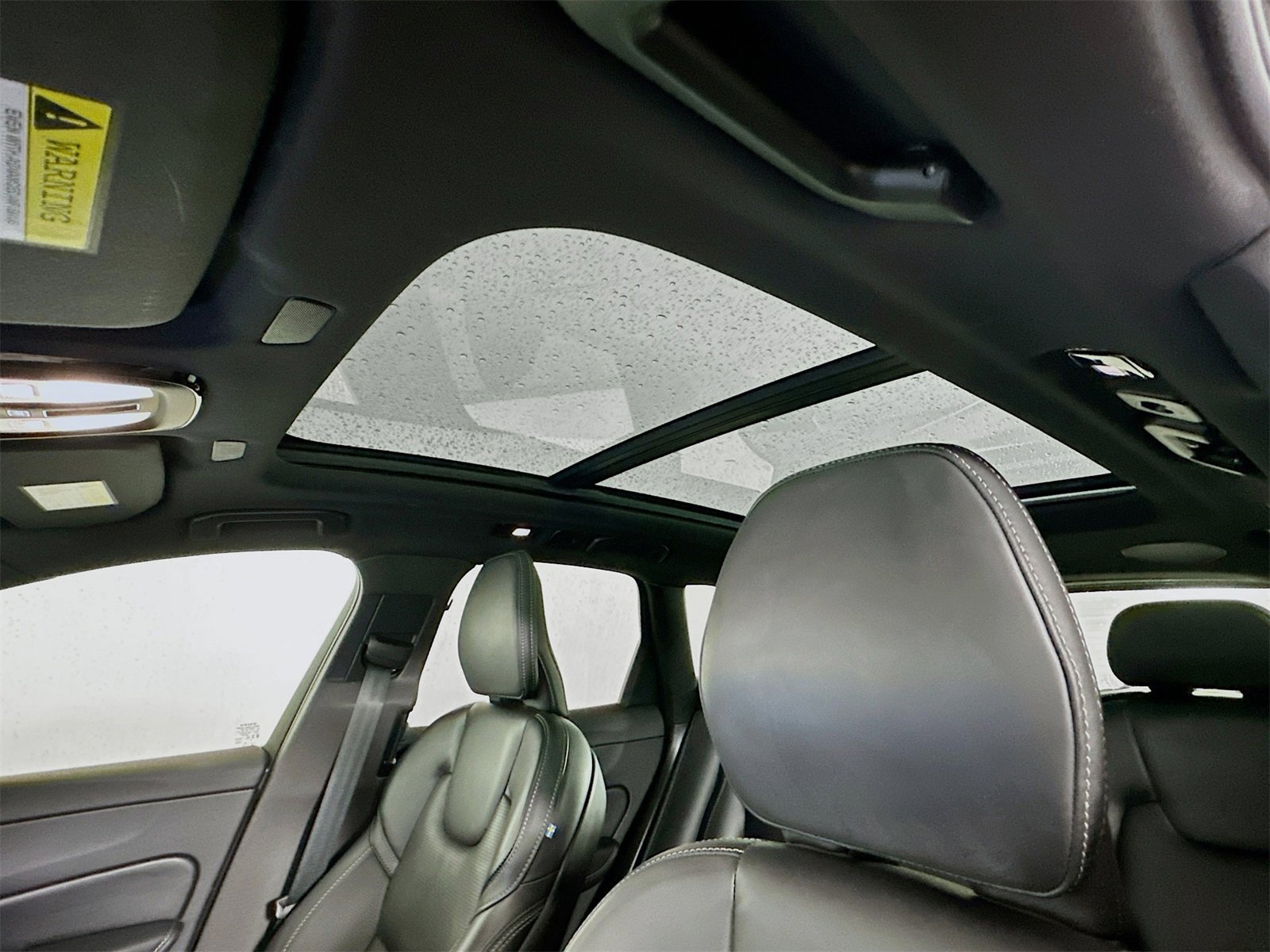 Used 2024 Volvo XC60 T8 Ultimate w/ Protection Package Premier image 23