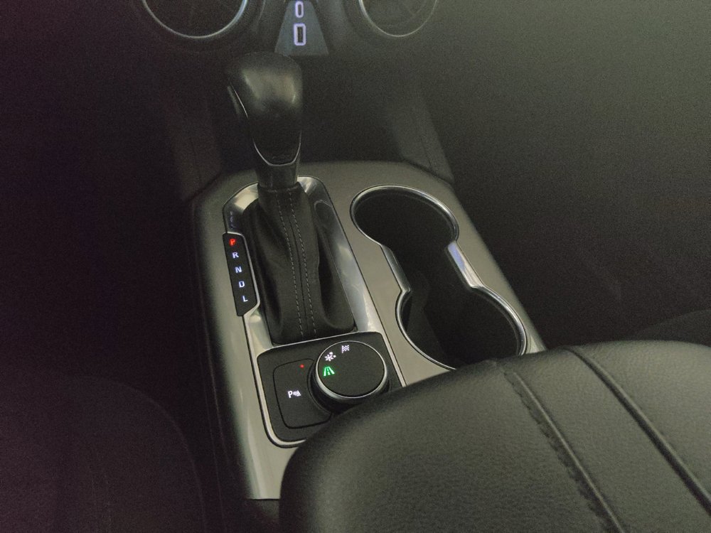 Used 2019 Chevrolet Blazer LT FWD image 26