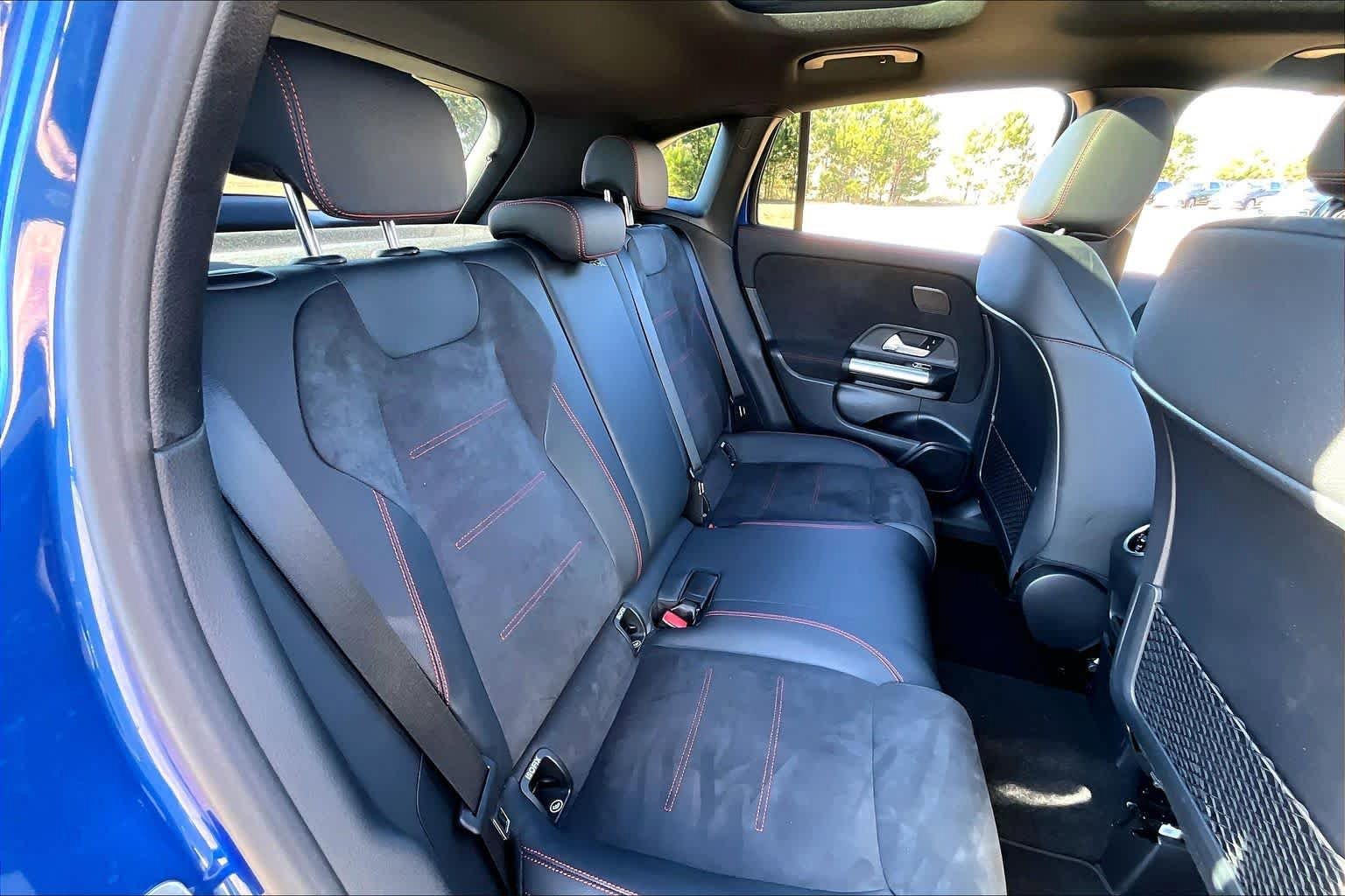Certified 2025 Mercedes-Benz GLA 250 4MATIC image 21