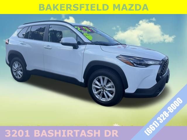 Used 2024 Toyota Corolla Cross LE AWD/4WD image 7