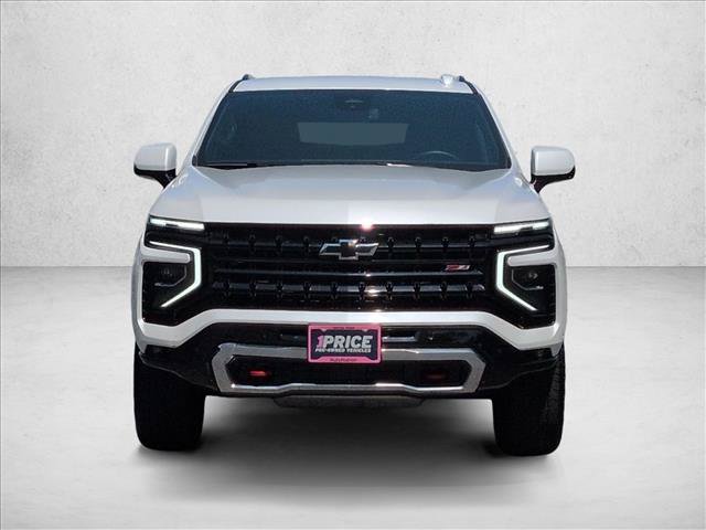 Used 2025 Chevrolet Suburban Z71 AWD/4WD image 2