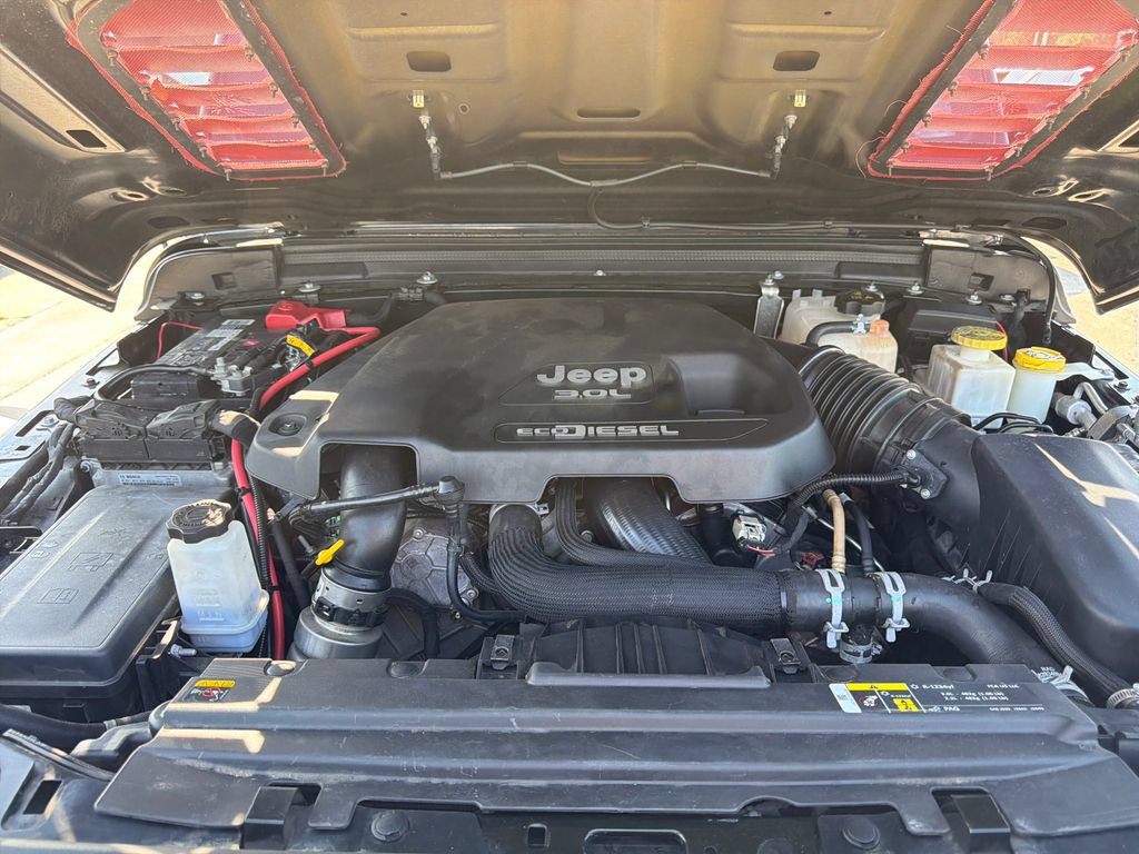 Used 2021 Jeep Gladiator Rubicon AWD/4WD image 24