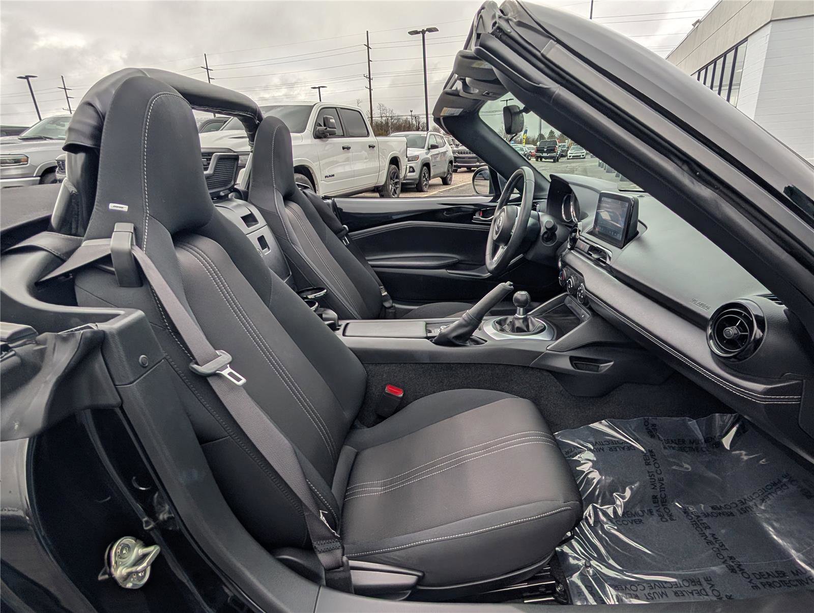 Used 2021 MAZDA MX-5 Miata Club image 12