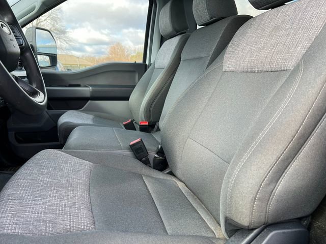 Used 2024 Ford F350 XLT image 3