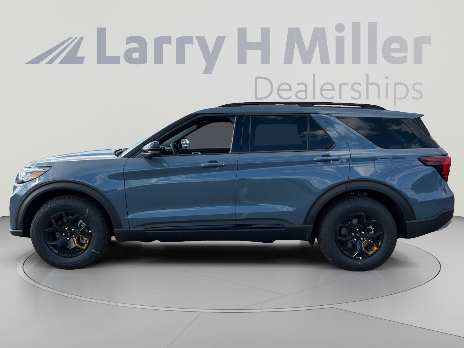 New 2026 Ford Explorer Tremor w/ Tremor Ultimate Package AWD/4WD image 2