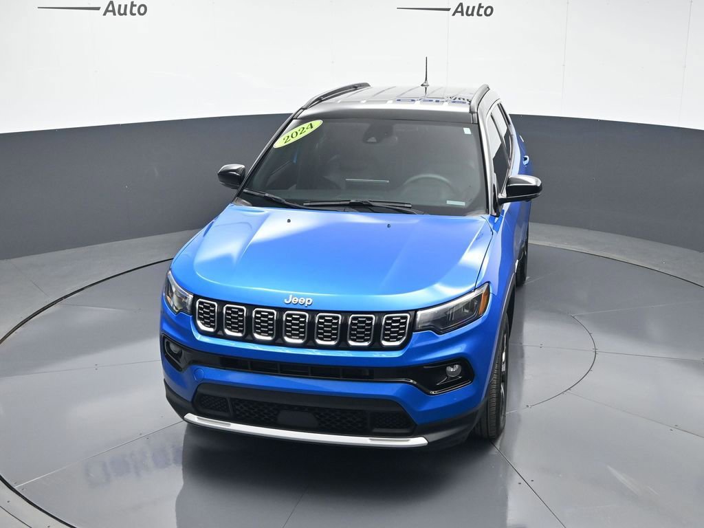 Used 2024 Jeep Compass Limited image 48