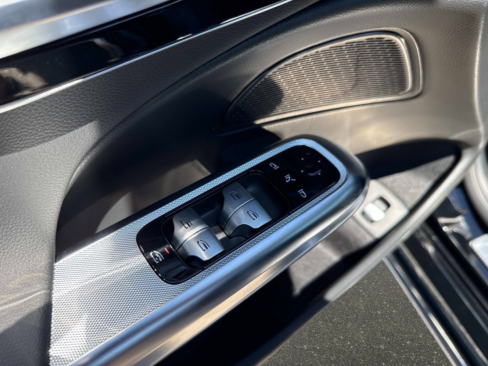 New 2026 Mercedes-Benz E 350 Sedan image 18