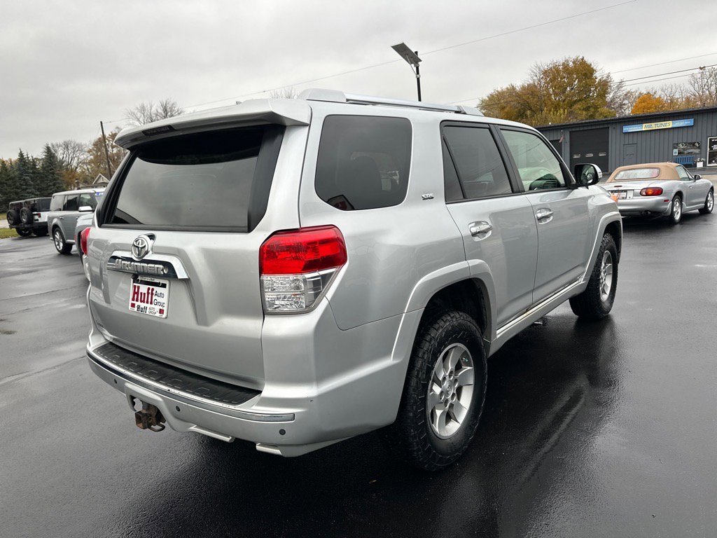 Used 2013 Toyota 4Runner SR5 w/ Convenience Pkg image 3