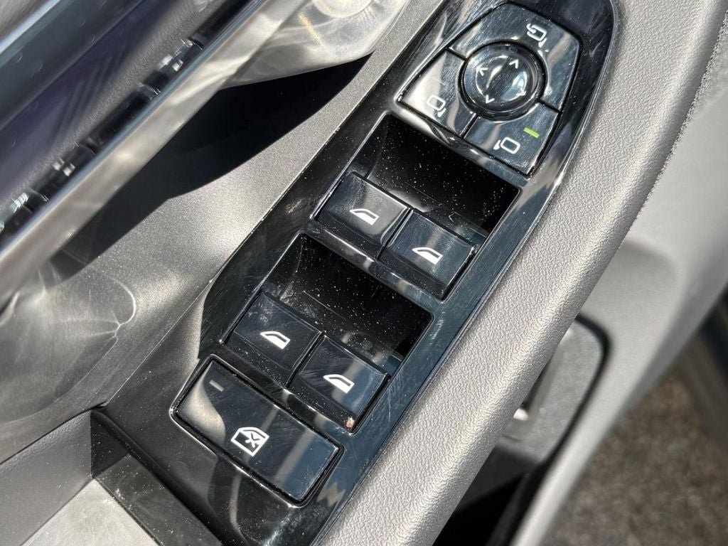 Used 2026 BMW 540i xDrive AWD/4WD image 26