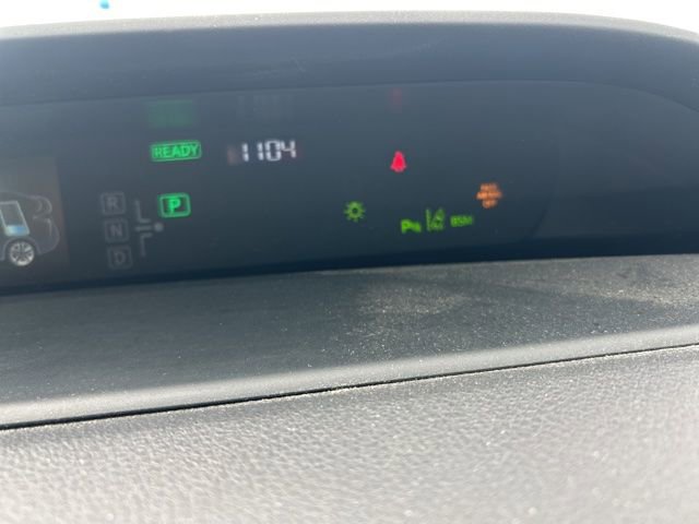 Used 2020 Toyota Prius LE image 13