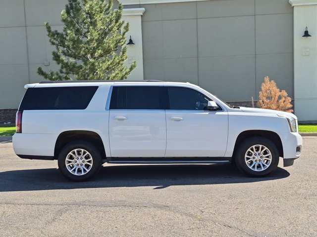 Used 2019 GMC Yukon XL SLT AWD/4WD image 4