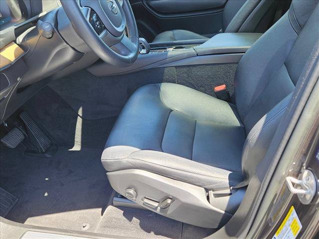 Used 2023 Volvo XC90 B6 Core w/ Protection Package Premier AWD/4WD image 15