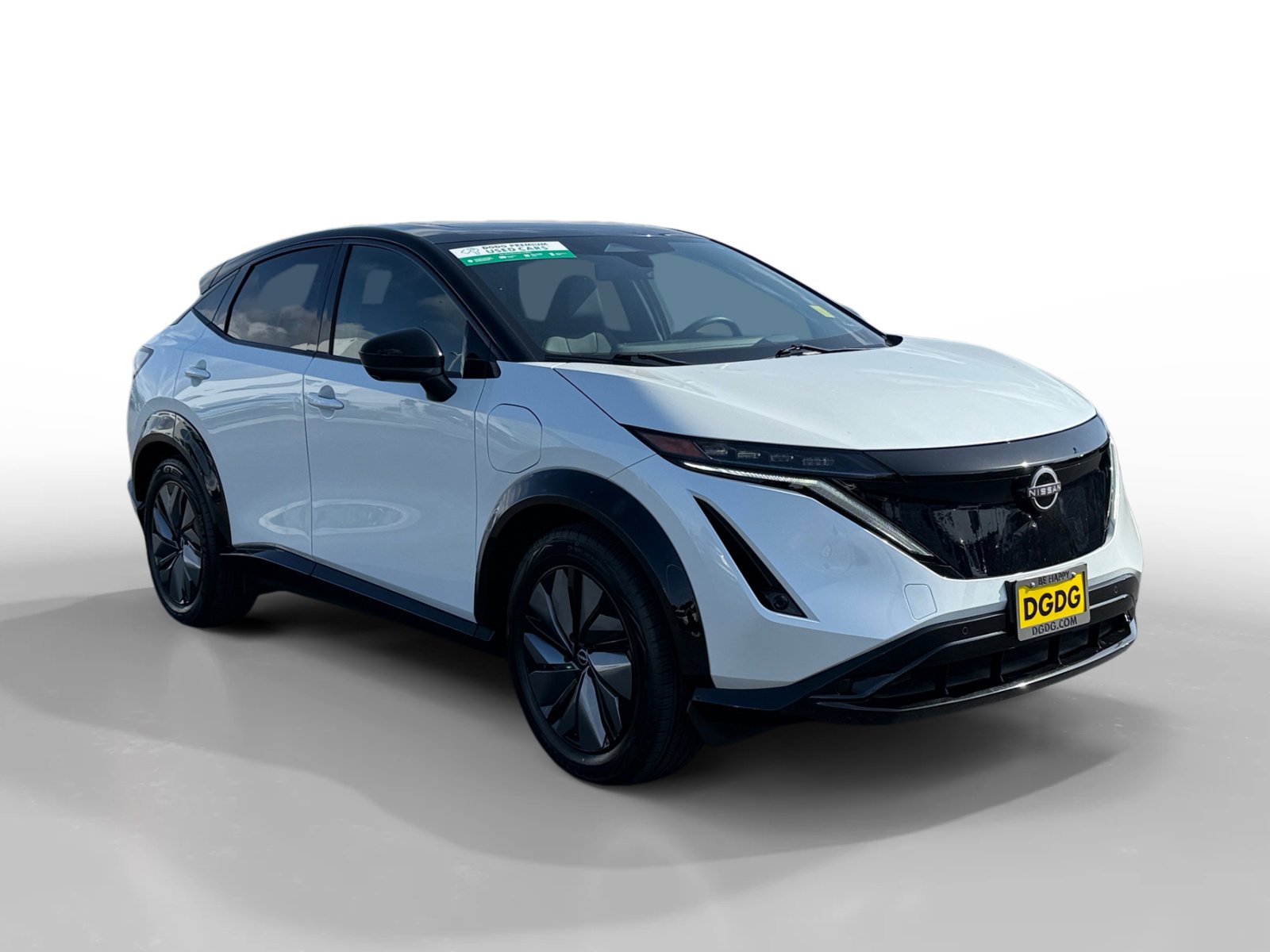 Used 2025 Nissan Ariya AWD image 7