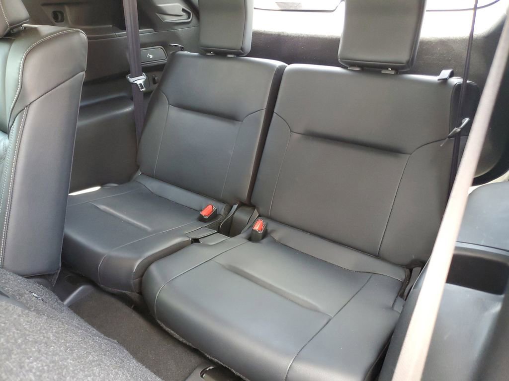 Used 2023 Mitsubishi Outlander SEL image 12
