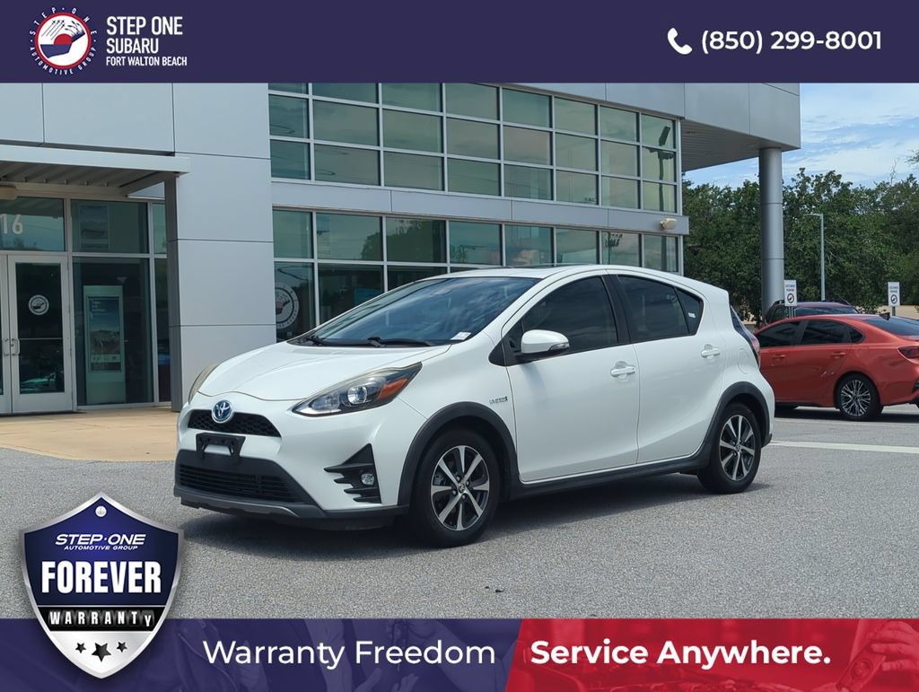 Used 2018 Toyota Prius C FWD image 2