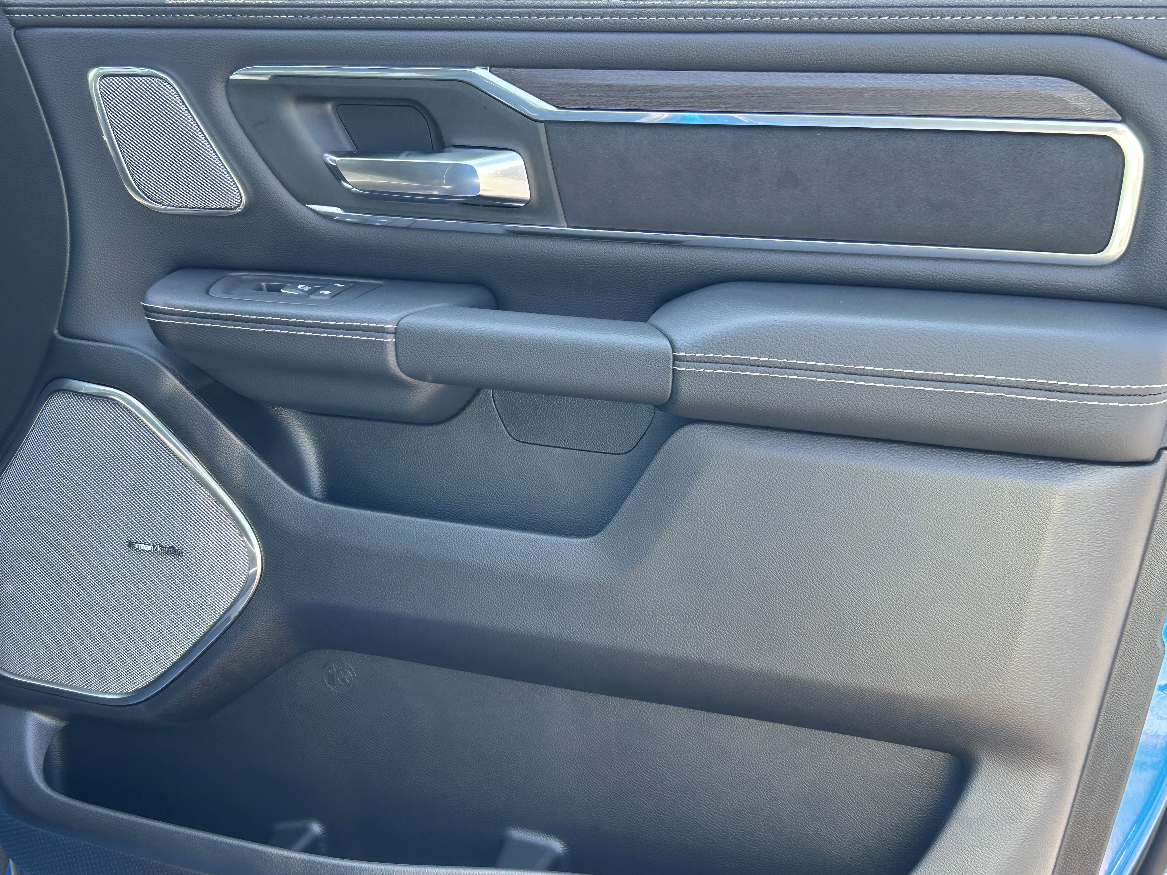 New 2026 RAM 1500 Laramie w/ Night Edition image 37