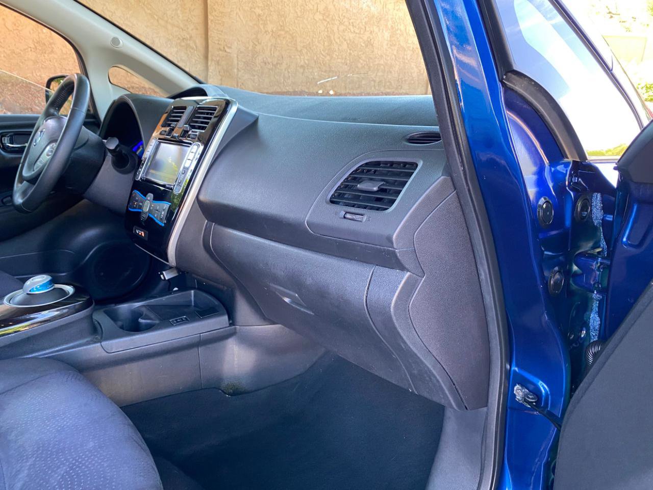 Used 2016 Nissan Leaf SV FWD image 50