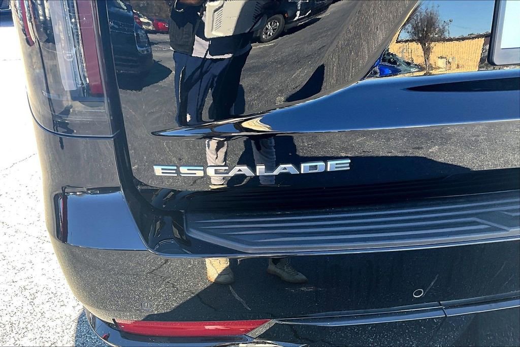 Certified 2024 Cadillac Escalade ESV Sport Platinum w/ LPO, Floor Liner Package image 24